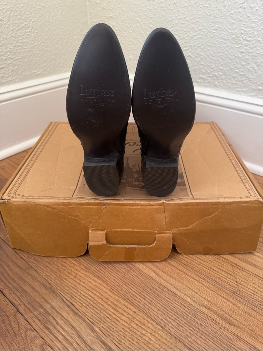 Classic NWT Black Luxury Lucchese Boots with Embroidery BEAUTIFUL 8 - Picture 7 of 8